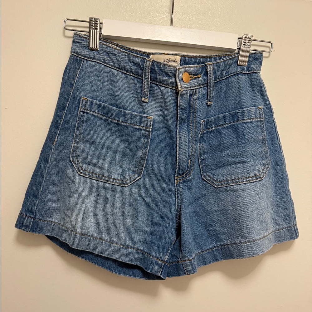 Universal Thread Medium-Wash Jean Shorts Size 0